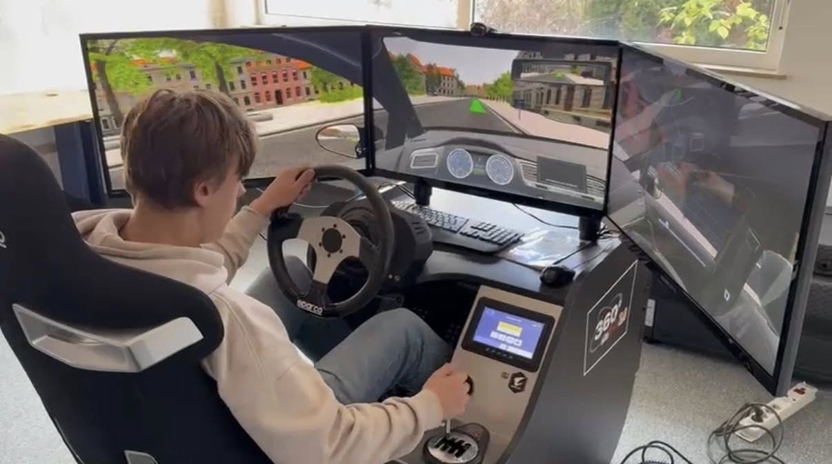 Fahrsimulator Triple-Screen